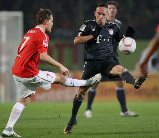 严密防守 严密防守